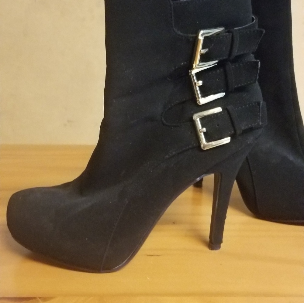Madeline girl Black gold buckles heeled boots